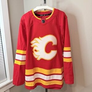 NWT Calgary Flames authentic NHL 2020 jersey size men’s 54